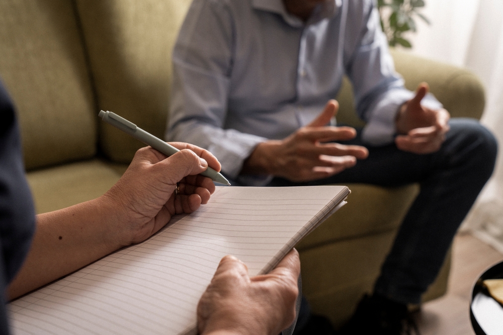a licensed clinician performs a mental health assessment